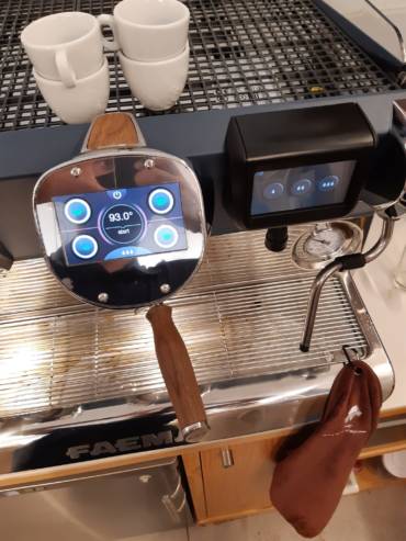 ¿Qué son las máquinas de café electrónicas?